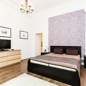 Private Centertown Appartamento Budapest